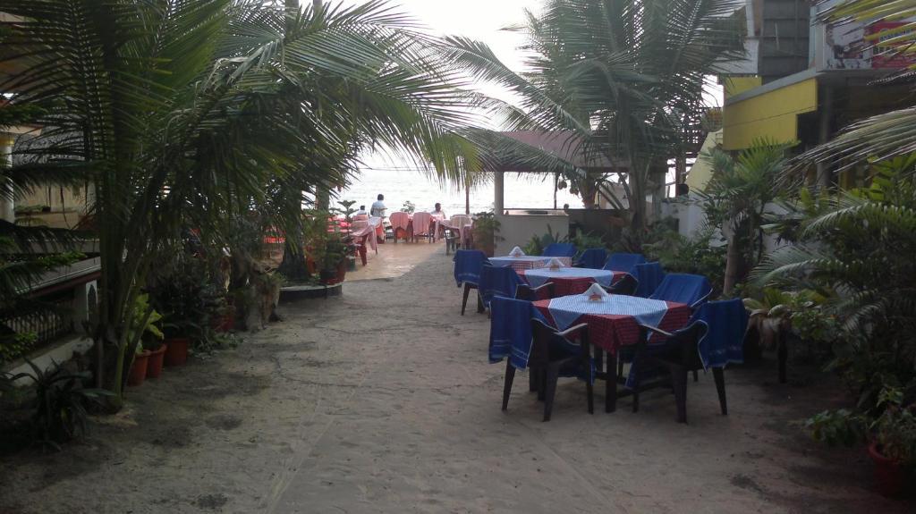 Beach Florra Inn Kovalam Exterior foto